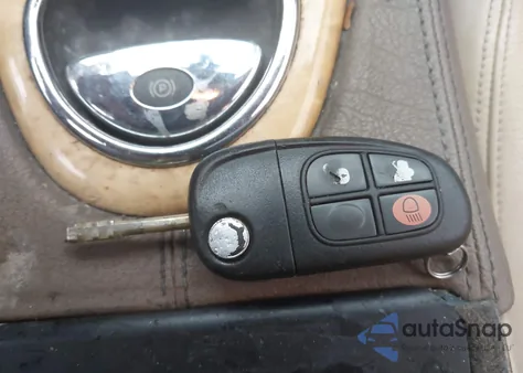 2005 Jaguar S-Type 3.0L V6 z USA, uszkodzony, nr VIN SAJWA01T75FN24249